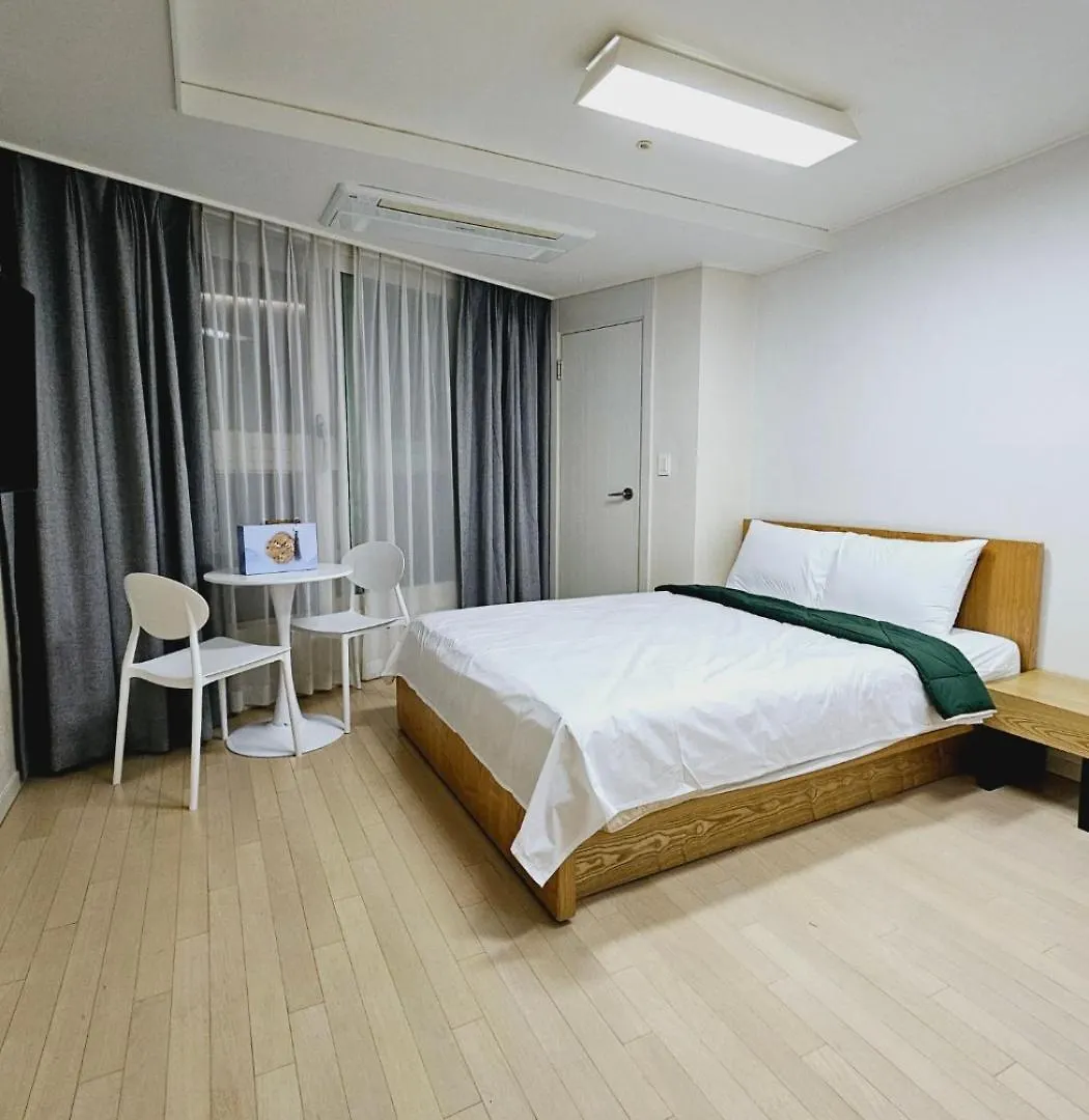 2 Minutes Run To The Sea Only 152M, Special Benefit Of Spa Waterpark 195M Away Busan 0*,