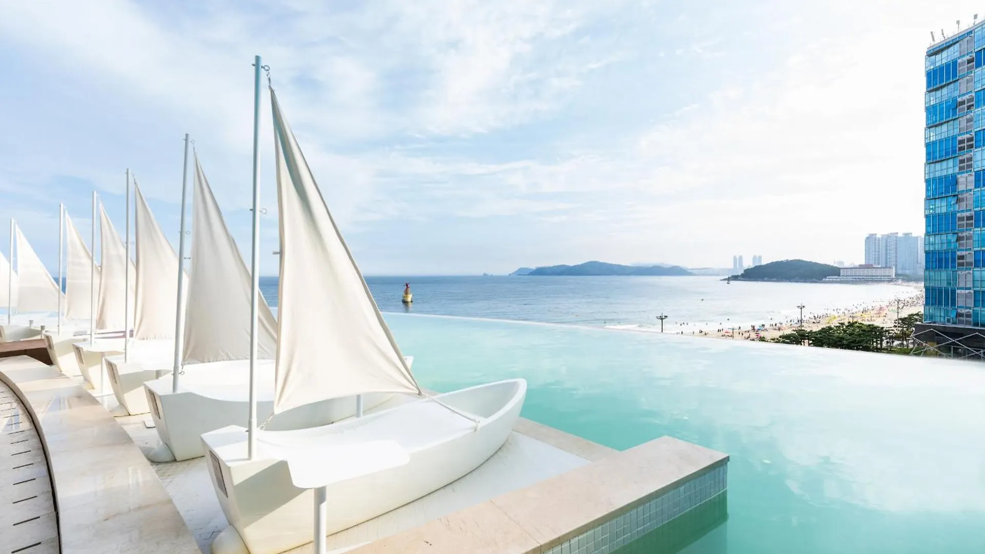 2 Minutes Run To The Sea Only 152M, Special Benefit Of Spa Waterpark 195M Away Busan