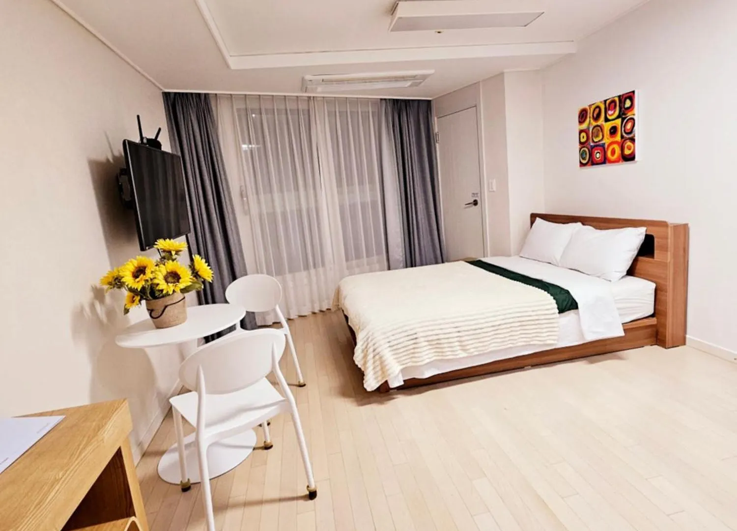 Apartment 2 Minutes Run To The Sea Only 152M, Special Benefit Of Spa Waterpark 195M Away Busan