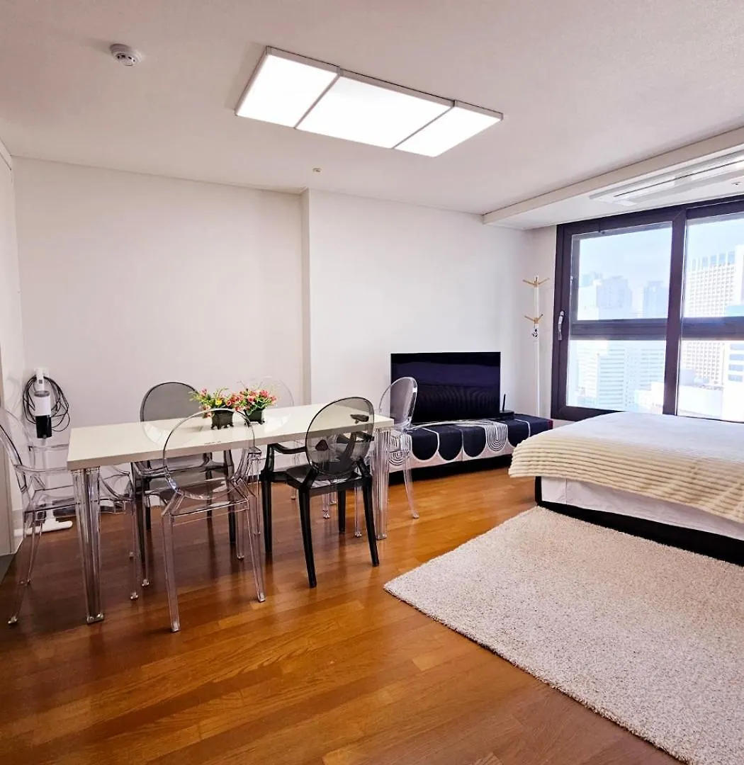 2 Minutes Run To The Sea Only 152M, Special Benefit Of Spa Waterpark 195M Away Busan Sydkorea